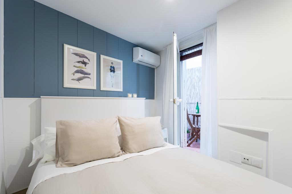 Apartamentos Diaber Gerona 22 セビリア エクステリア 写真